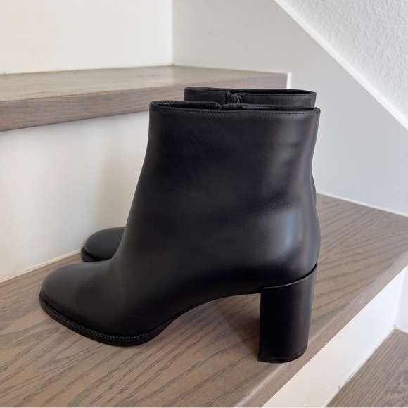 NWOB Christian Louboutin Adoxa 70 Leather Ankle Boots Booties in Black - Picture 7 of 10